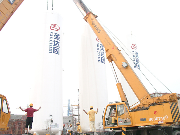 搬運(yùn)通-設(shè)備吊裝