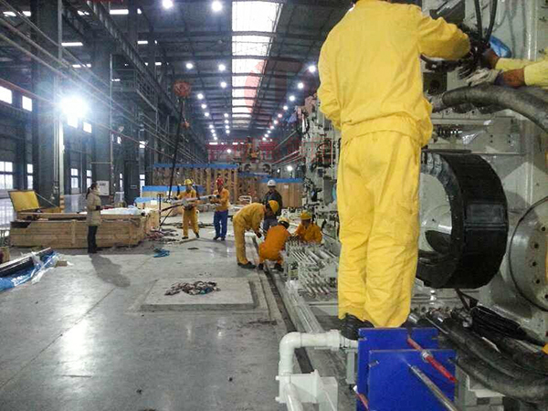 200噸大型壓鑄機的設備吊裝安裝綜合服務